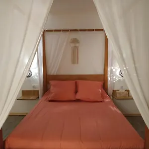 La Ferme Des Escampades Bed & Breakfast